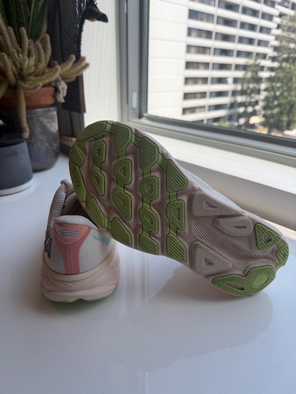 Hoka Women’s Clifton 9 - Picture 5 of 8
